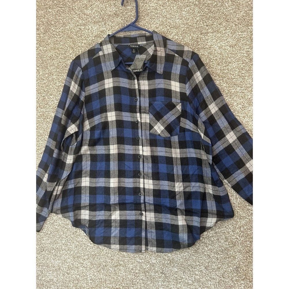 Torrid Blue Black Button Up Long Sleeve Plaid Shirt Size Large (0)